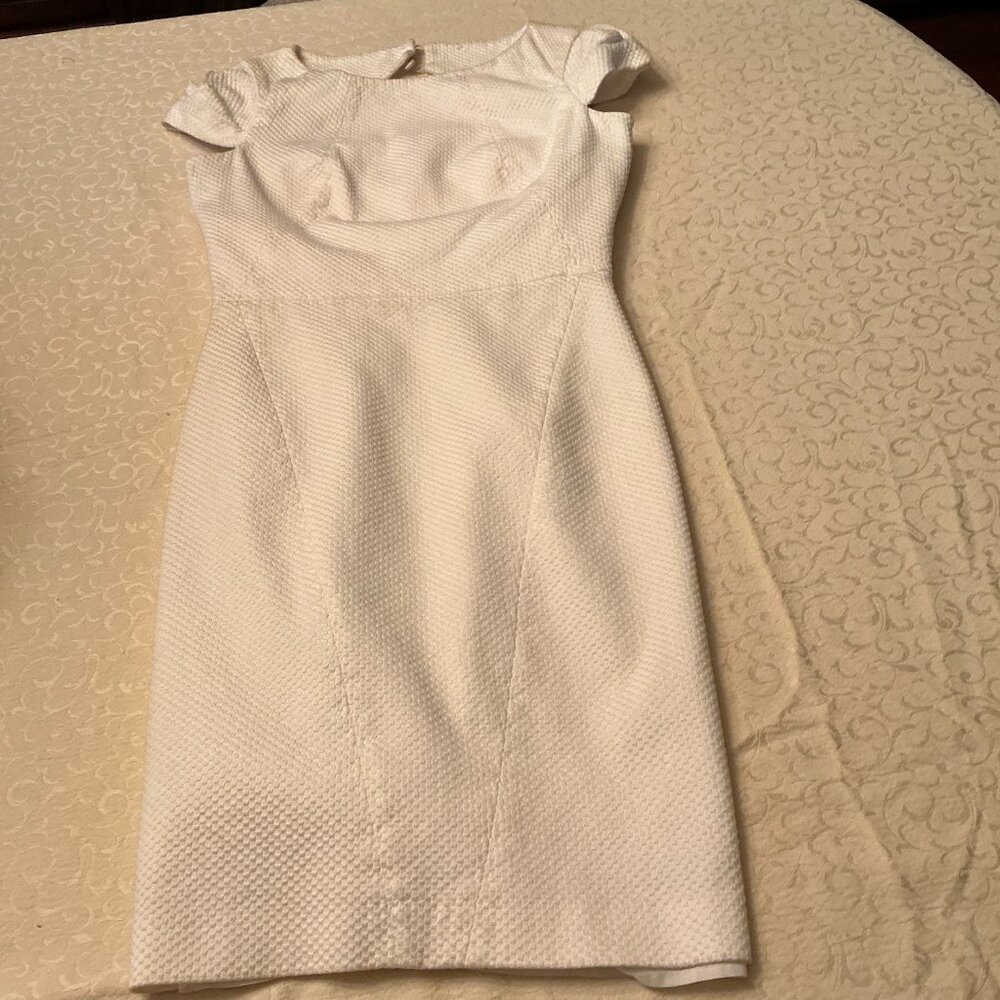 Calvin Klein Women's Cream Color Dress, size 2